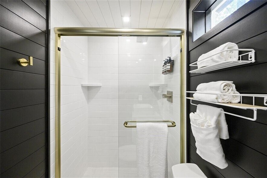 More Photos Of 17 Happy Place, Broken Bow Apartments For Sale