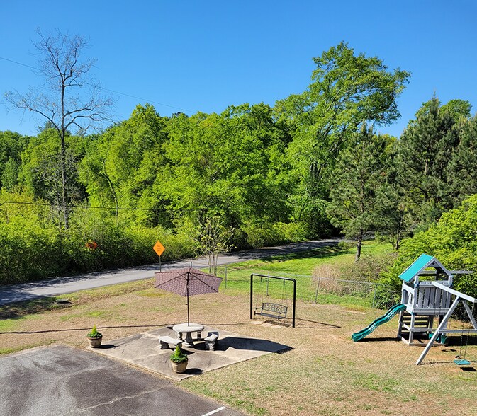 More Photos Of 21A Middleton Blvd, Williamston Apartments For Sale