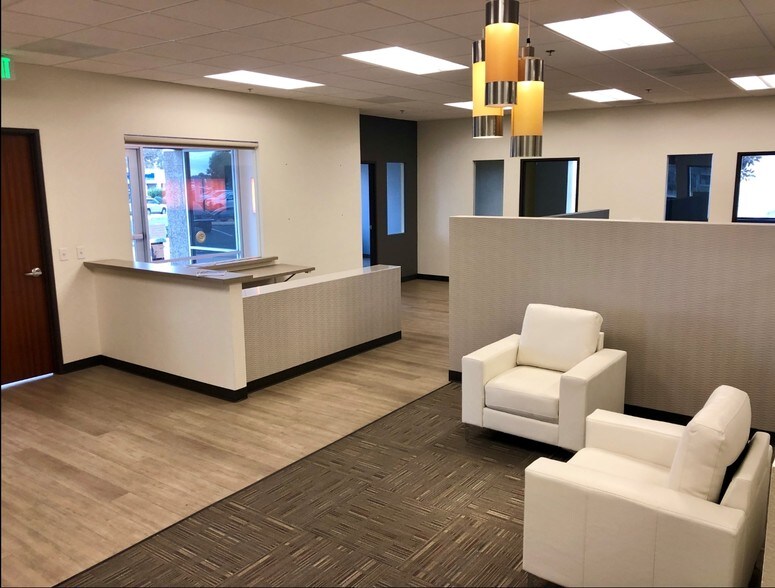 More Photos Of 3853 Calle Fortunada, San Diego Light Manufacturing For Lease