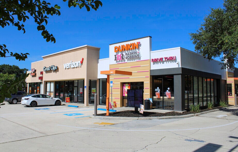 More Photos Of 3031 Monument Rd, Jacksonville Storefront For Lease