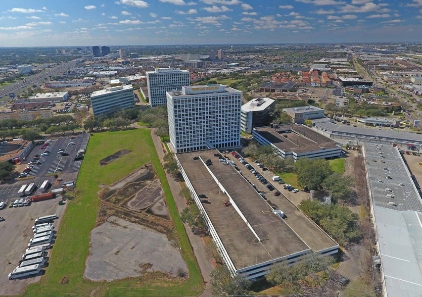 More Photos Of 6161 Savoy Dr, Houston Office For Lease