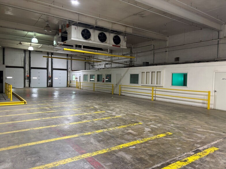More Photos Of 5351 Road 236, Ducor Refrigeration Cold Storage For Sale