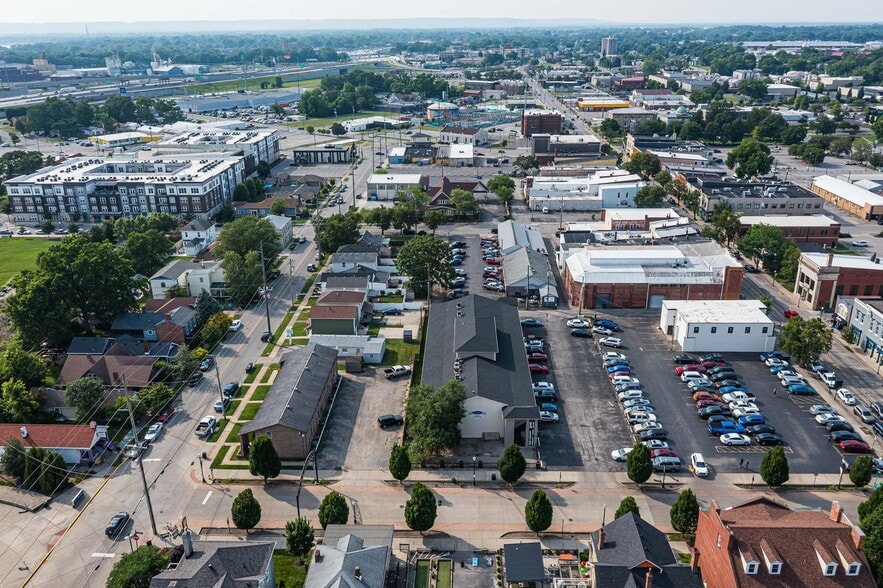More Photos Of 124 W Chestnut St, Jeffersonville Apartments For Sale
