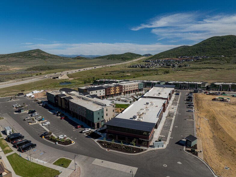 More Photos Of Kearns Blvd, Park City Storefront Retail Office For Lease