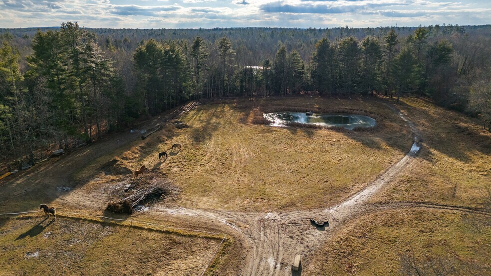 More Photos Of 668 Hollis Rd, Hollis Center Warehouse For Sale