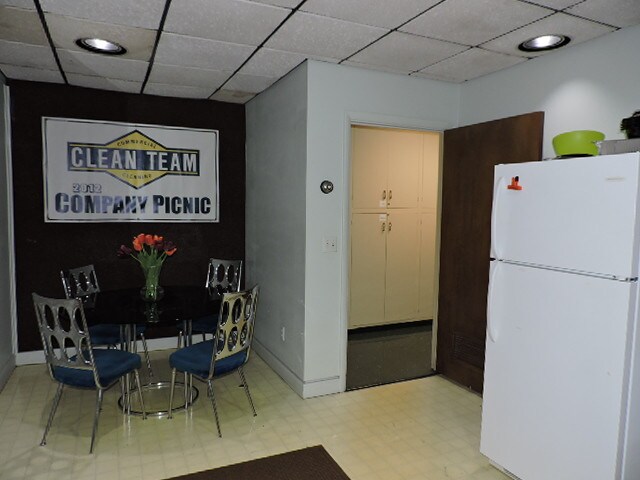 More Photos Of 419 N Westwood Ave, Toledo Light Distribution For Sale