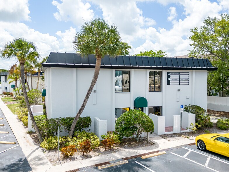 More Photos Of 12945 Seminole Blvd, Largo Unknown For Lease