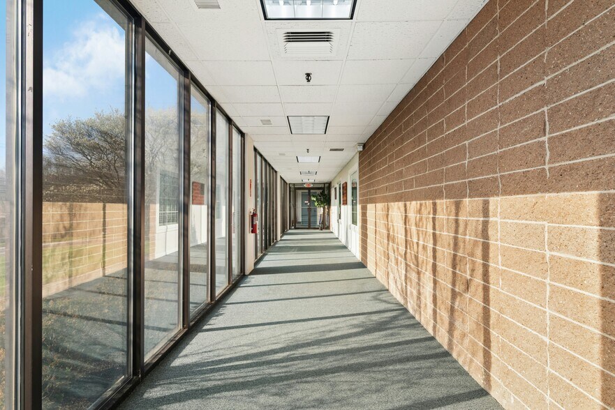 More Photos Of 266 Brookside Rd, Waterbury Manufacturing For Sale