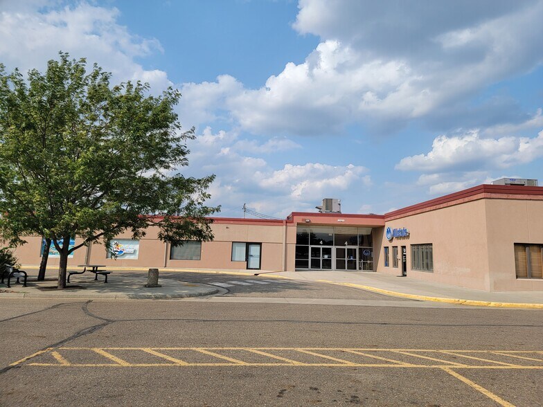 More Photos Of 1929 N Washington St, Bismarck Unknown For Lease