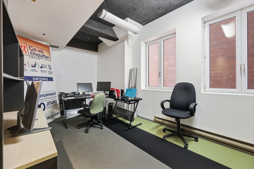 More Photos Of 4446 Boul Saint-Laurent, Montréal Loft Creative Space For Lease