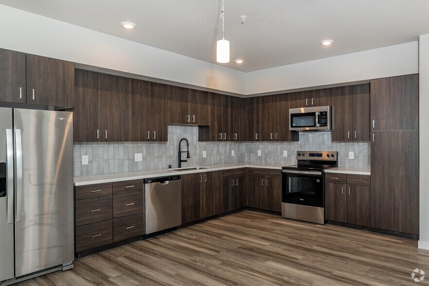 More Photos Of 5030 Wiseman Way, Fairfield Apartments For Lease