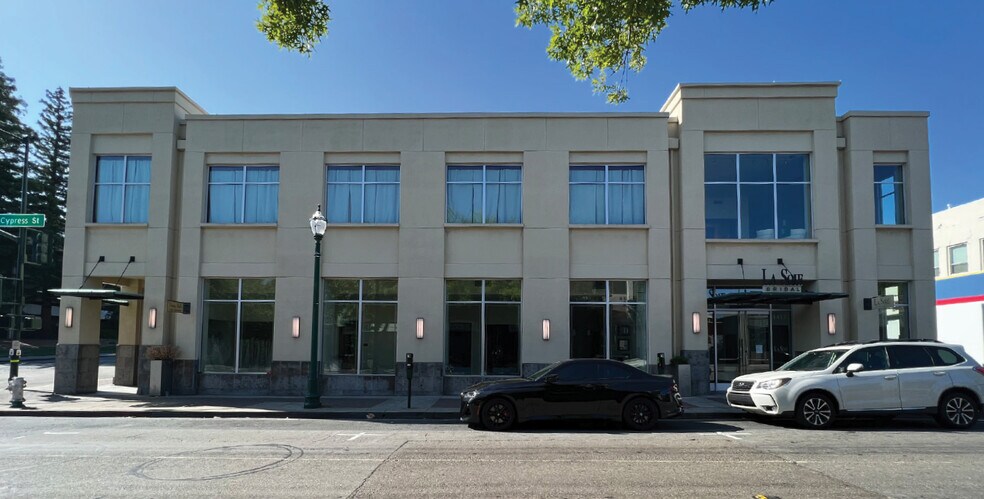 More Photos Of 1393 N Broadway, Walnut Creek General Retail For Lease