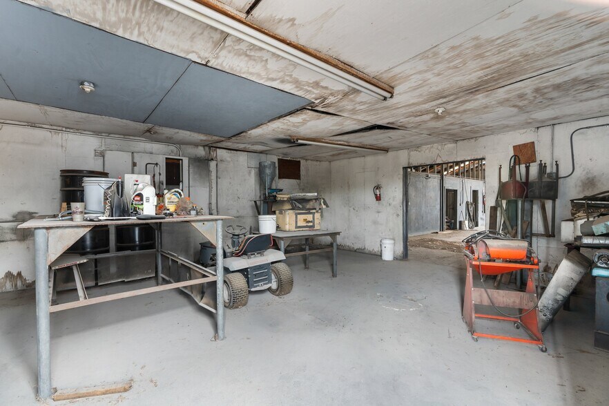 More Photos Of 3314 Carr St, Houston Manufacturing For Sale