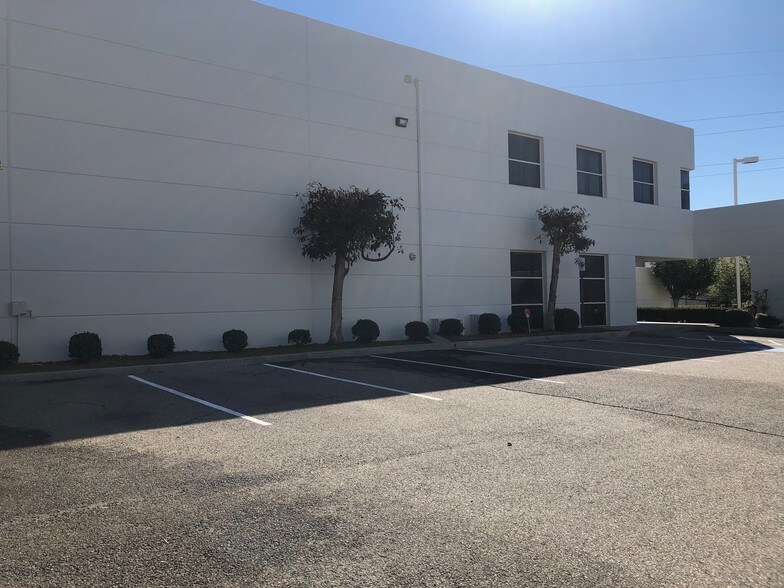 More Photos Of 4517 Littlejohn St, Baldwin Park Warehouse For Lease