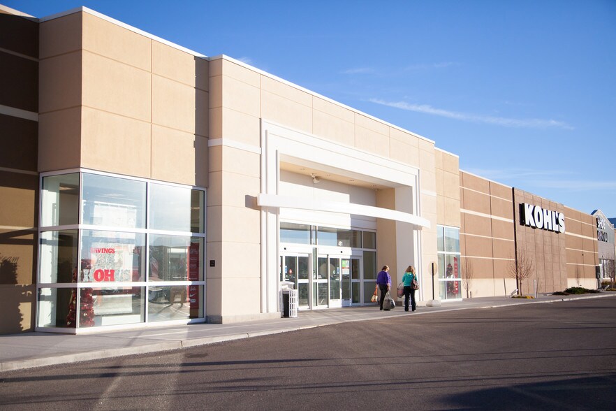 Primary Photo Of Blackmore Rd, Casper Freestanding For Lease