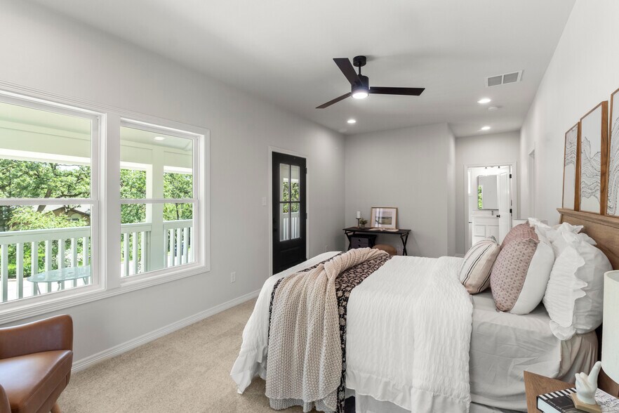 More Photos Of 1104 Berkeley St, College Station Land For Sale
