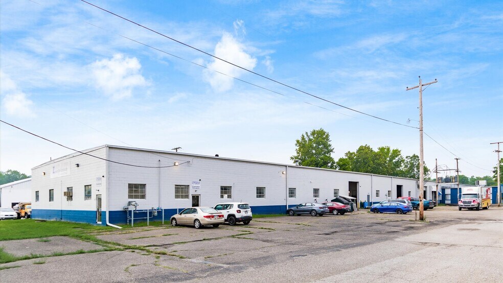 More Photos Of 1150-1160 Newark Rd, Zanesville Warehouse For Sale