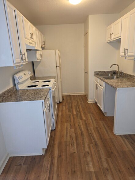 More Photos Of 8207 Sam Rayburn Dr, Austin Apartments For Sale
