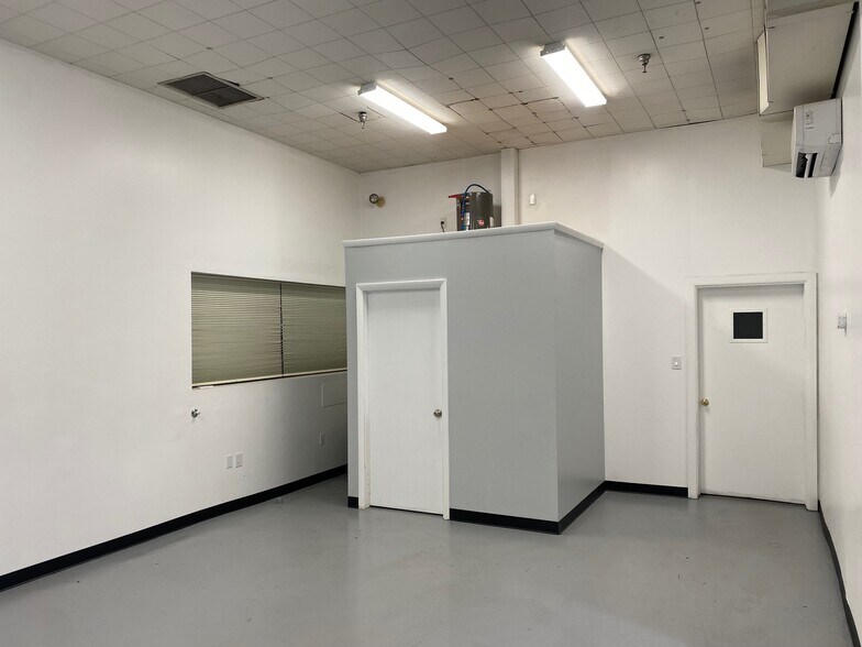 More Photos Of 410 Jersey Ave, Gloucester City Industrial For Sale