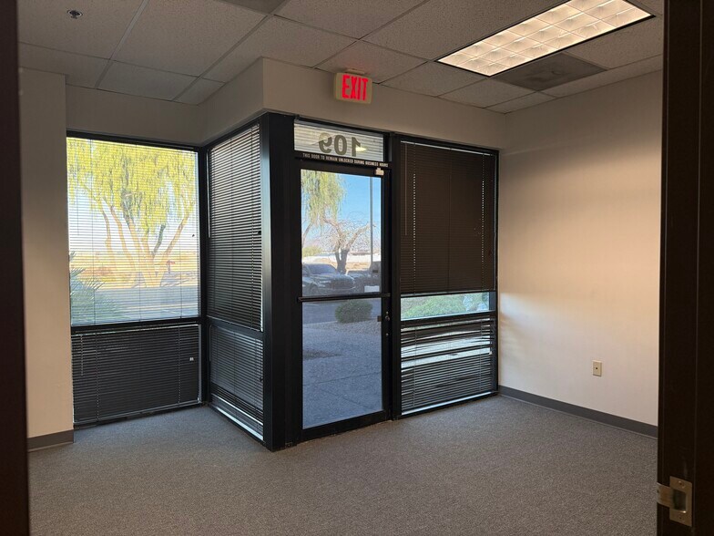 More Photos Of 3673 S Bullard Ave, Goodyear Warehouse For Lease