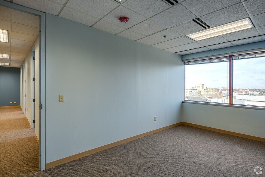 Photo of 8th Floor Ste 849 (Tower 1)