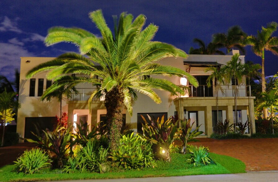 More Photos Of 1121 Bel Air Dr, Highland Beach Apartments For Sale