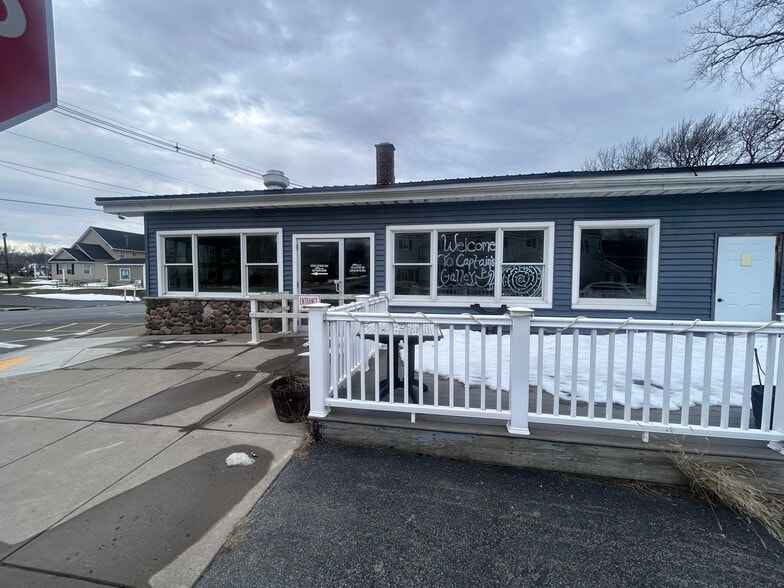 More Photos Of 5885 Main, Olcott Restaurant For Sale