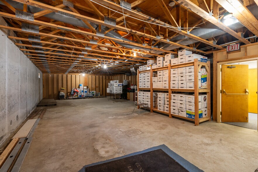 More Photos Of 33 College Hill Rd, Warwick Apartments For Lease