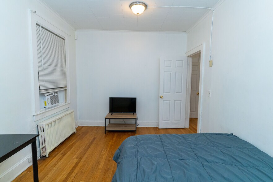 More Photos Of 370 E 18th St, Paterson Storefront Retail Residential For Sale