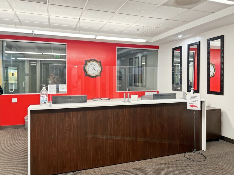 More Photos Of 4900 California Ave, Bakersfield Coworking Space