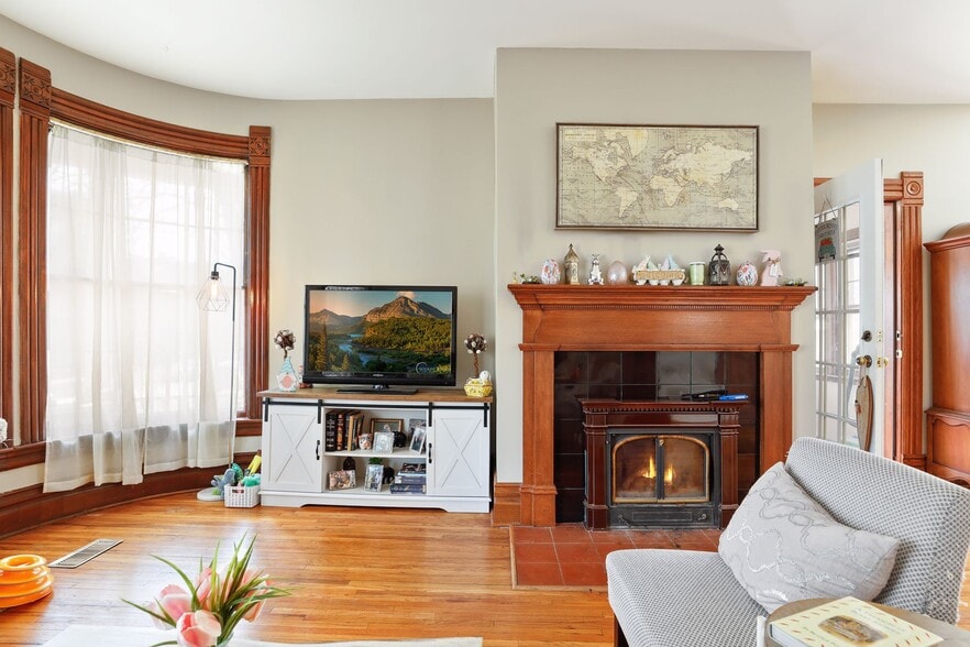 More Photos Of 197 Kent St, Saint Paul Multifamily For Sale