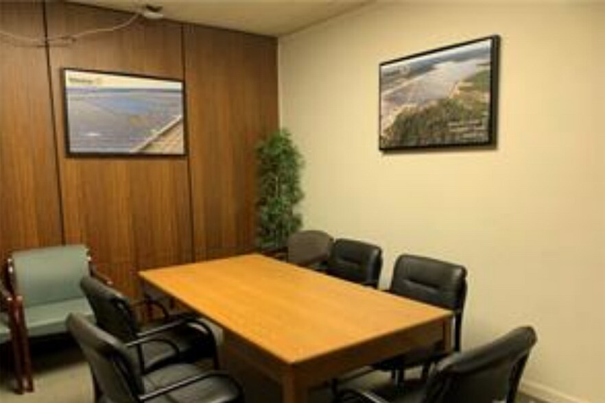 More Photos Of 1095 Hendersonville Rd, Asheville Office For Lease