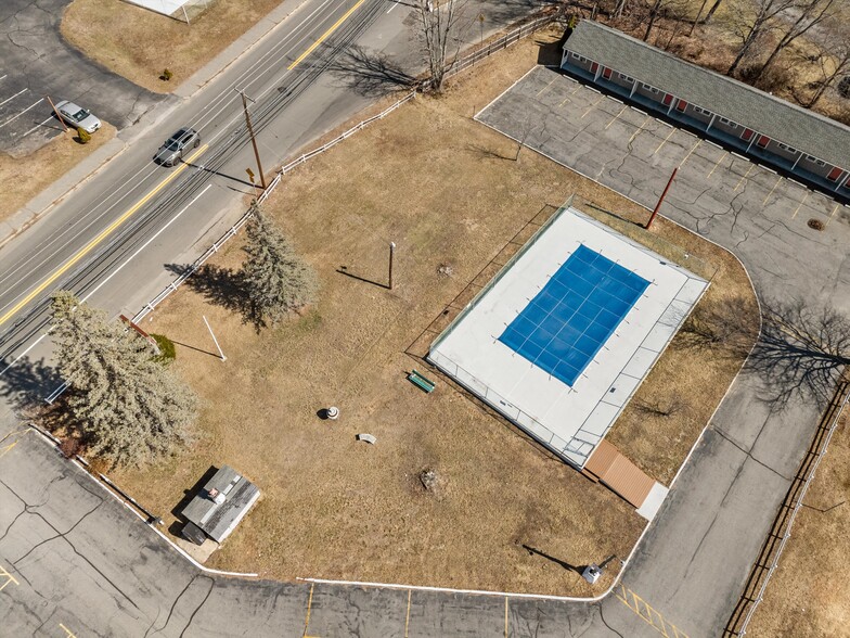 More Photos Of 82 Beach Rd, Salisbury Hospitality For Sale