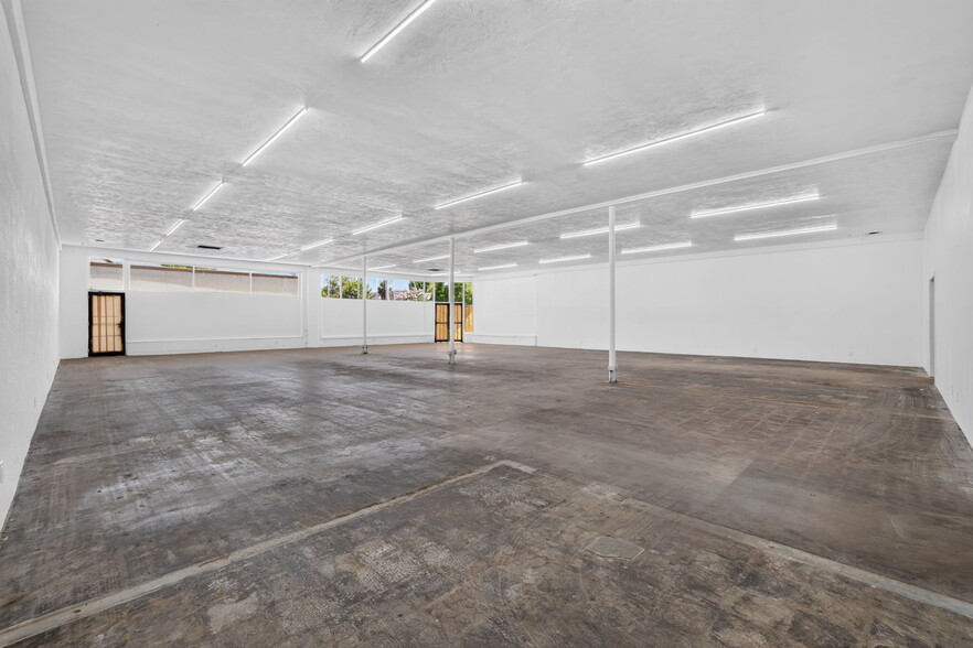 More Photos Of 3930 Broadway, Sacramento Freestanding For Sale