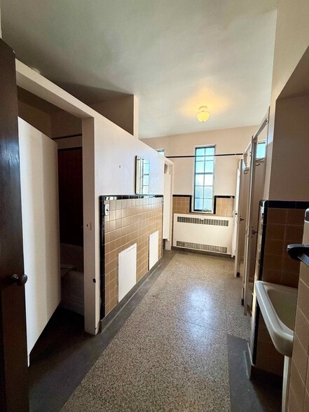 More Photos Of 20 Carman Ave, East Rockaway Religious Facility For Sale