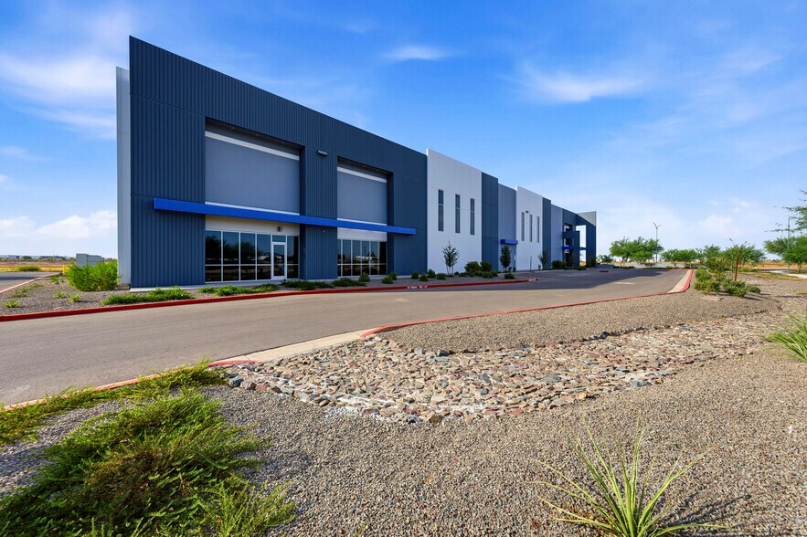 More Photos Of 6459 S Sossaman Rd, Mesa Warehouse For Lease
