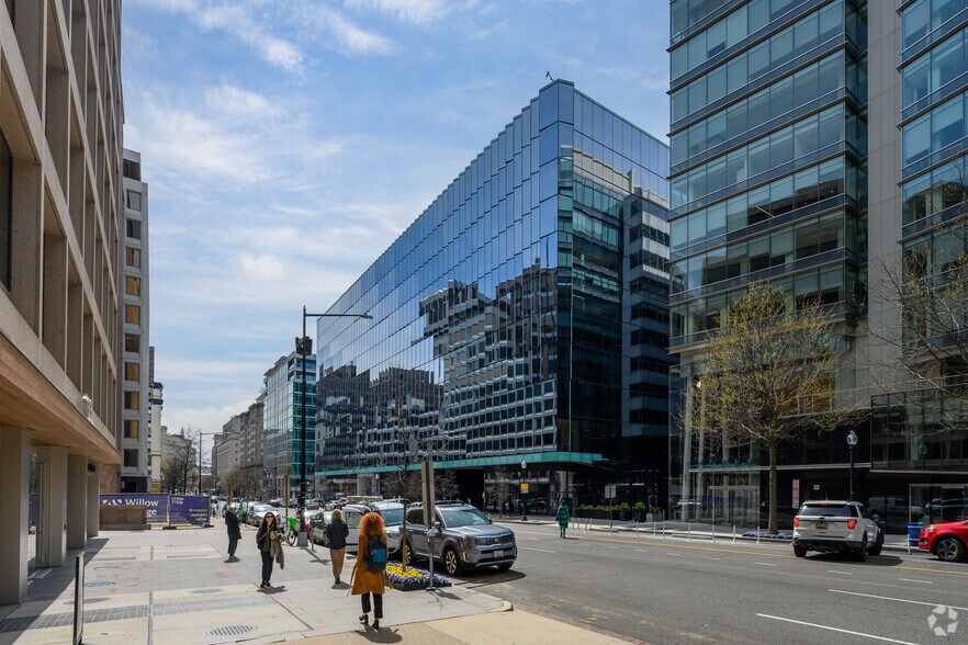 More Photos Of 1100 15th St NW, Washington Office For Lease