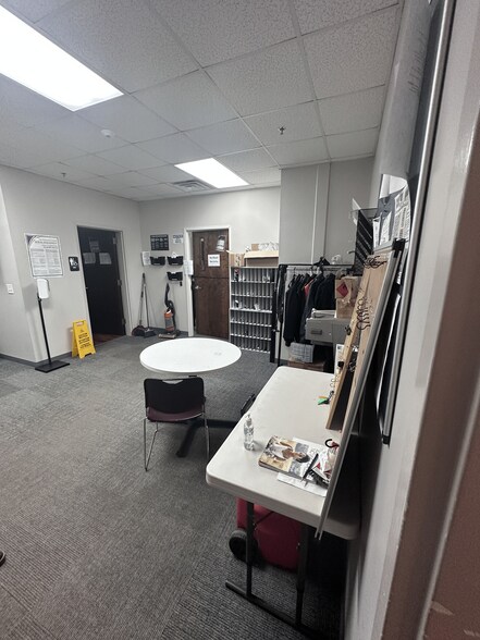 More Photos Of 10700 World Trade Blvd, Raleigh Warehouse For Lease