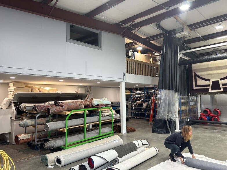 More Photos Of 1905 Airport Industrial Park Dr, Marietta Manufacturing For Lease