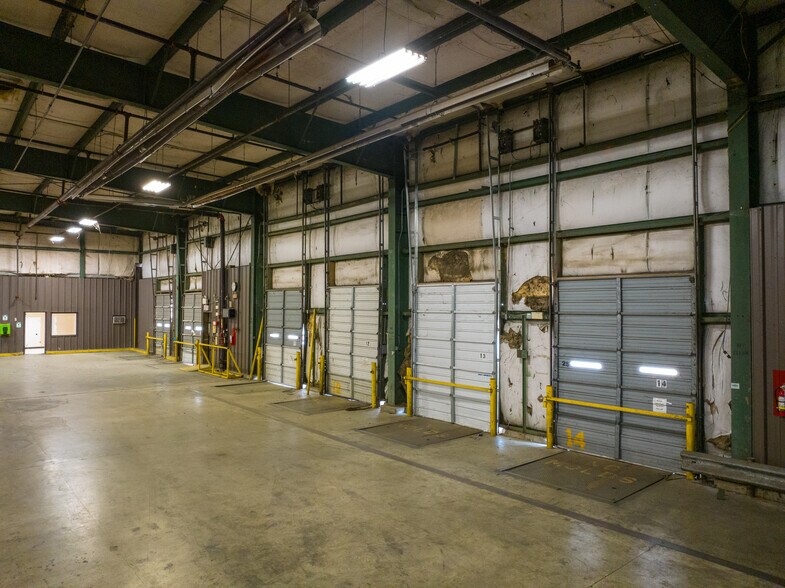 More Photos Of 11200 Wildwood Dr, Olive Branch Manufacturing For Lease