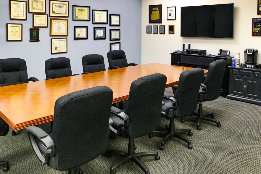 More Photos Of 23046 Avenida de la Carlota, Laguna Hills Office For Lease