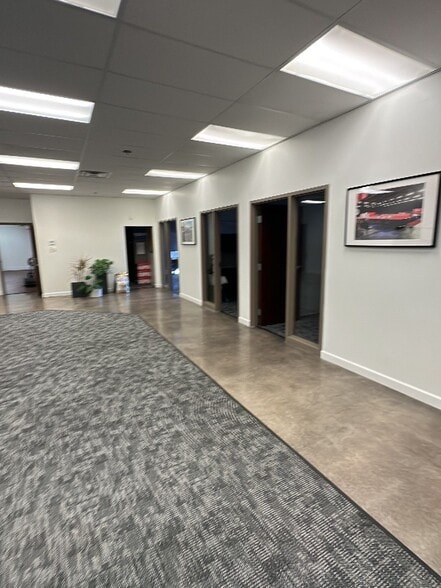 More Photos Of 5-49 Cassens Ct, Fenton Unknown For Lease