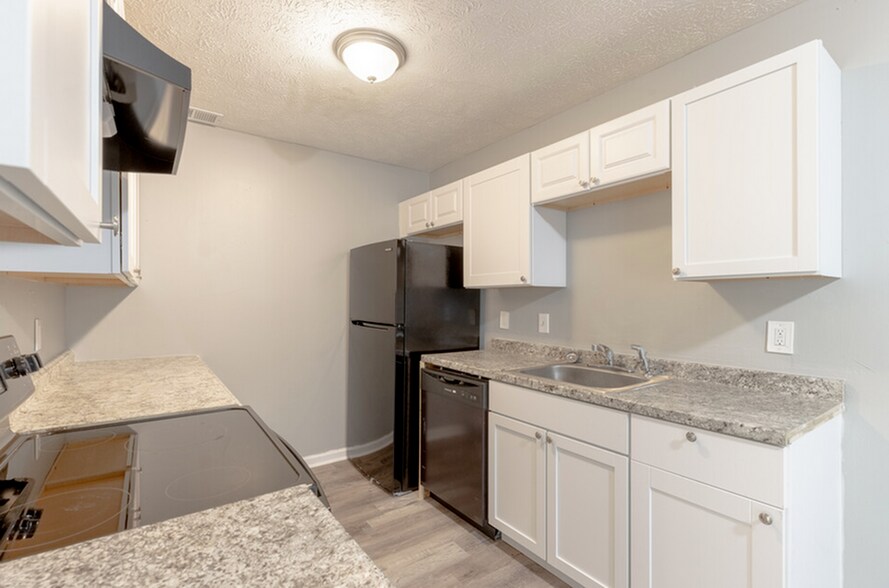 More Photos Of 333 S Mock Rd, Albany Apartments For Sale