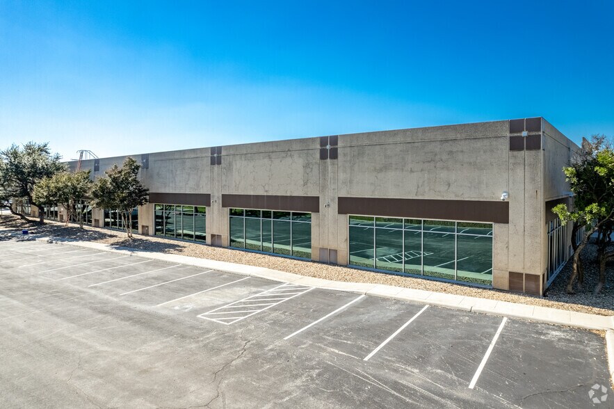 More Photos Of 4702-4716 Research Dr, San Antonio Unknown For Lease