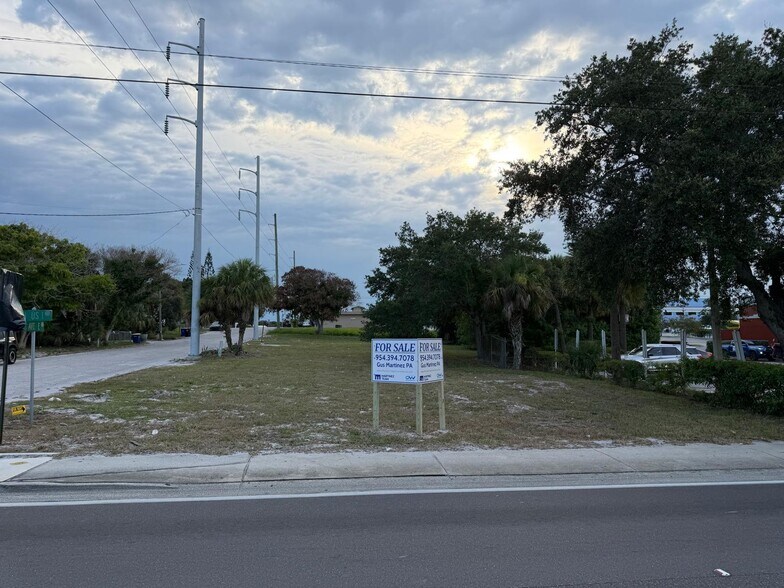 Primary Photo Of 408 Avenue E, Fort Pierce Land For Sale