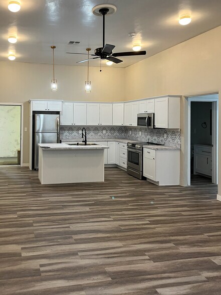 More Photos Of 108 N Main St, Richfield Office Residential For Sale