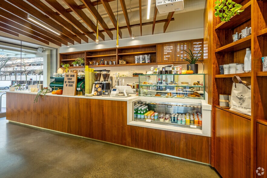 More Photos Of 200 SW Market St, Portland Office For Lease