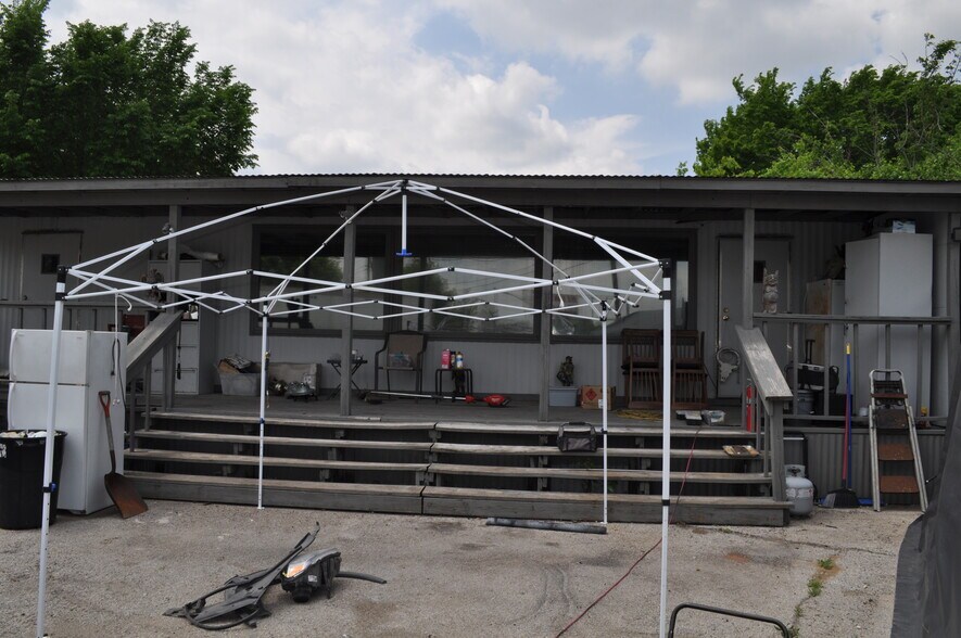 More Photos Of 11460 C F Hawn Fwy, Dallas Auto Repair For Sale