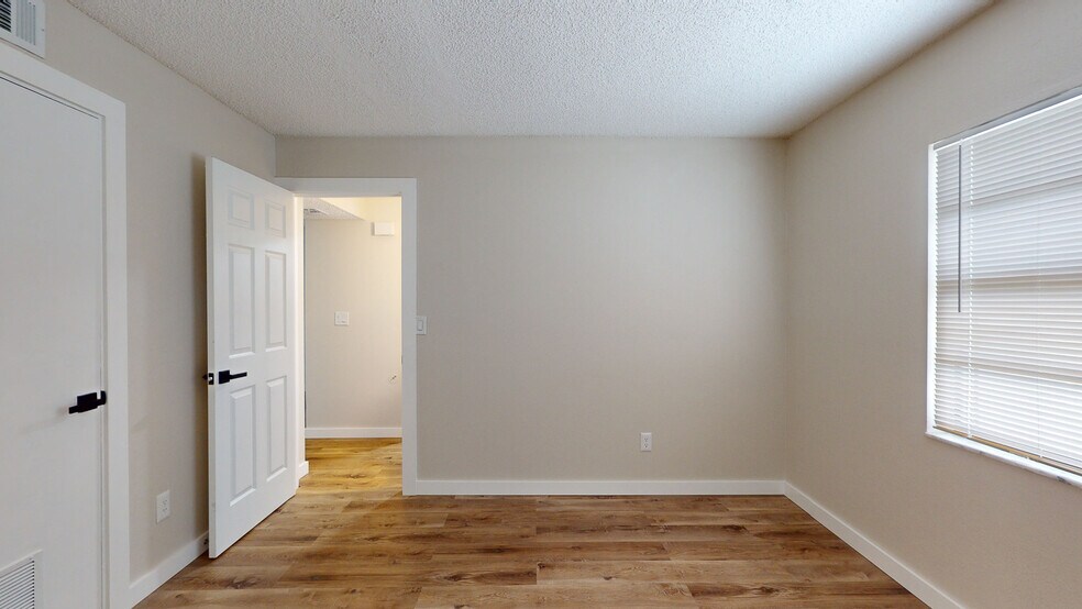 More Photos Of 7786 62nd St N, Pinellas Park Apartments For Sale