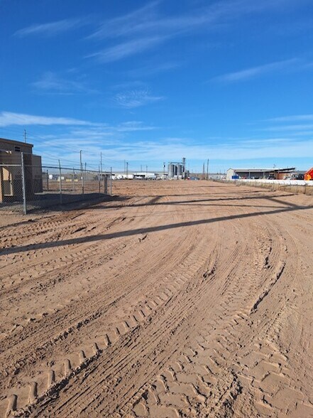 More Photos Of 3100 24th st, Yuma Land For Lease